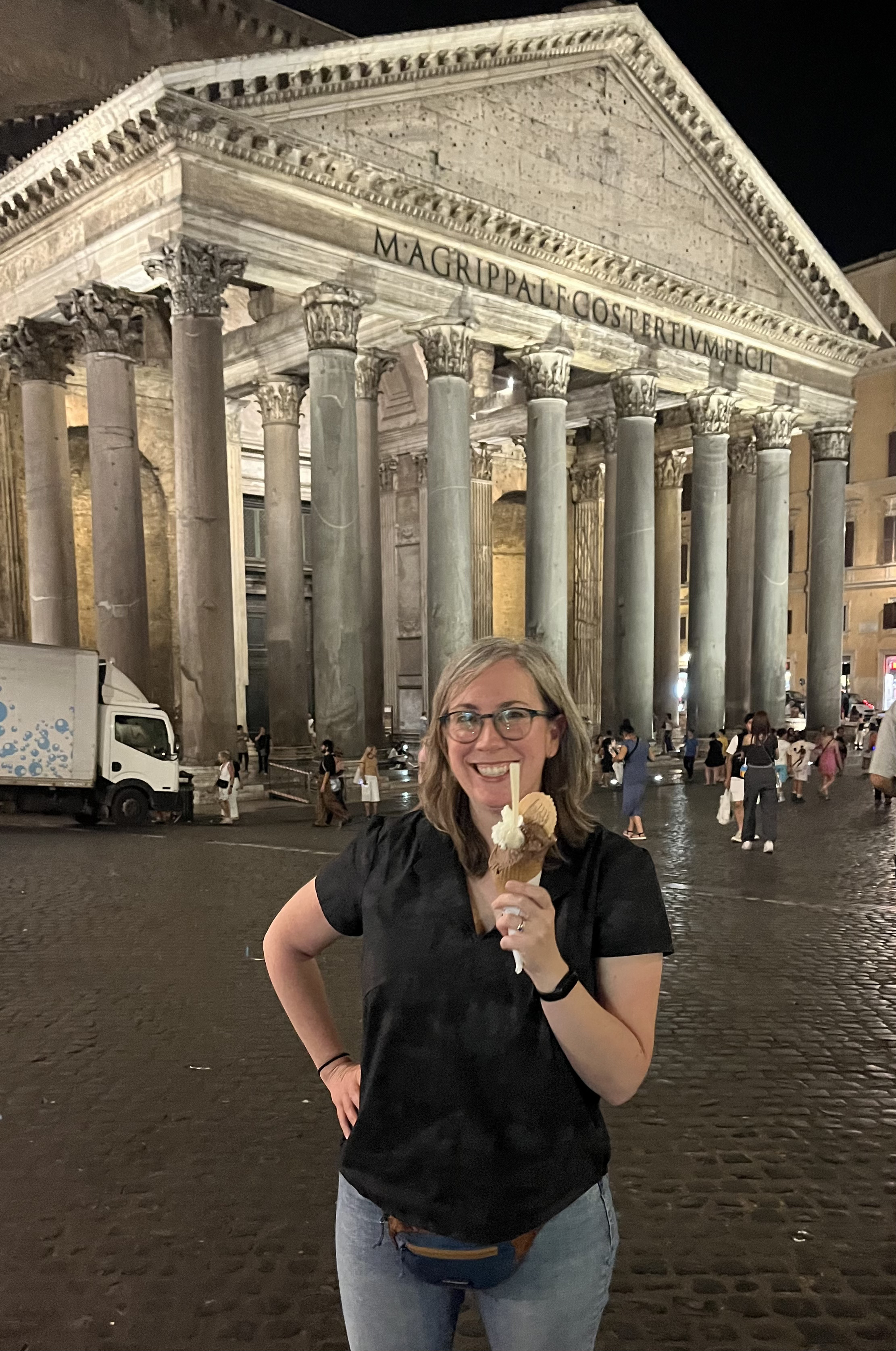 Me wearing my donny-shirt while eating gelato in front of the Pantheon in Rome